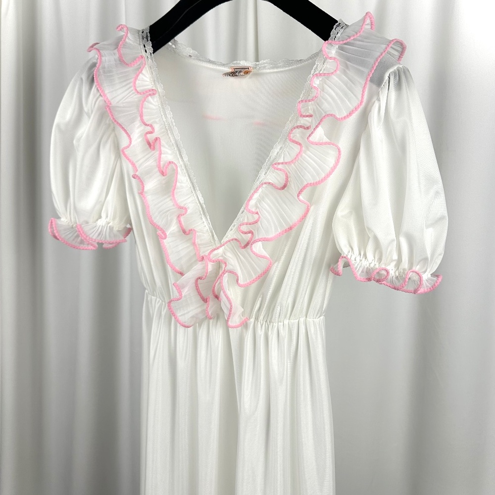 Vintage Bloomies Ivory Ruffle Nightgown Romantic Maxi Small - Picture 6 of 16